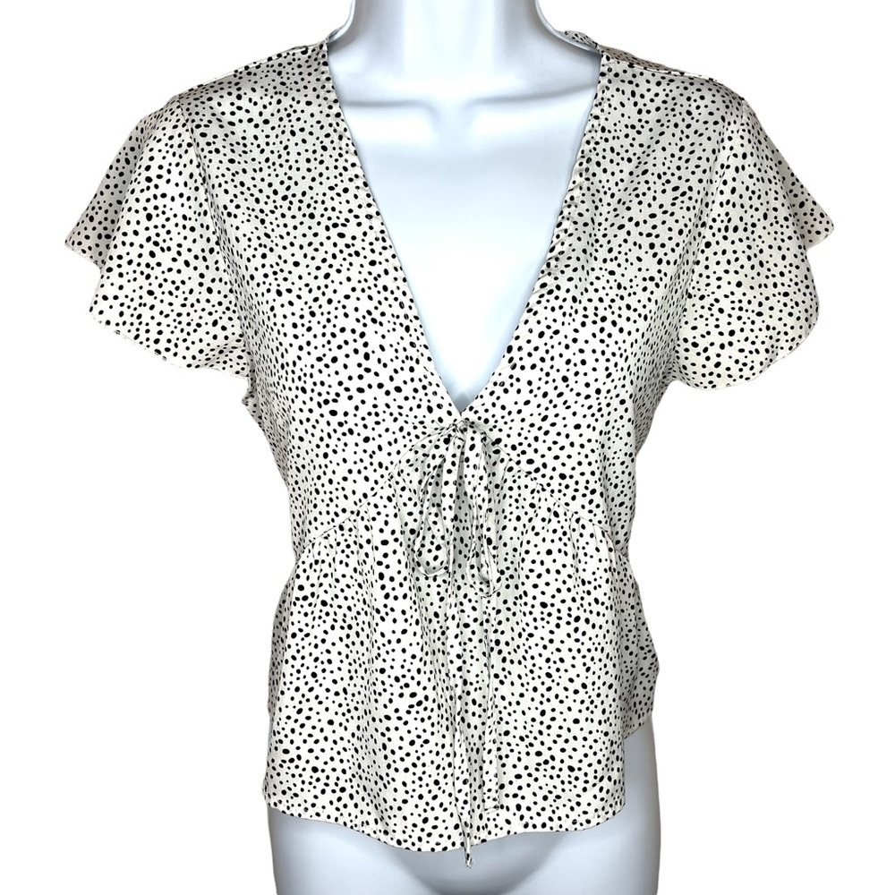 4 Shein Black & White Polka Dot Cropped Blouse Flutter Sleeve Small Flowy